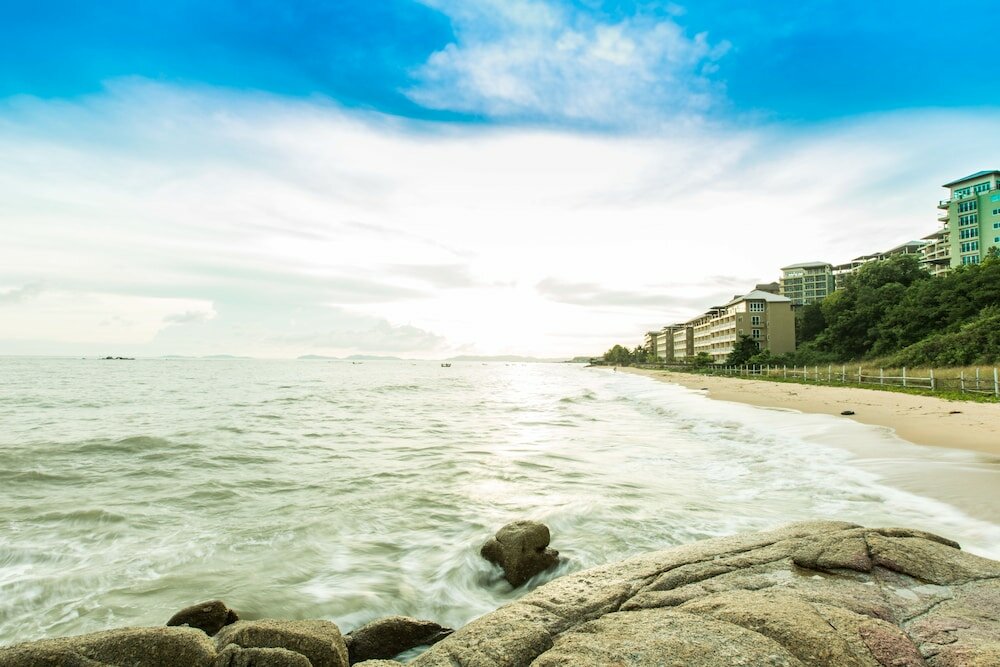 Фото Royal Phala Cliff Beach Resort and SPA