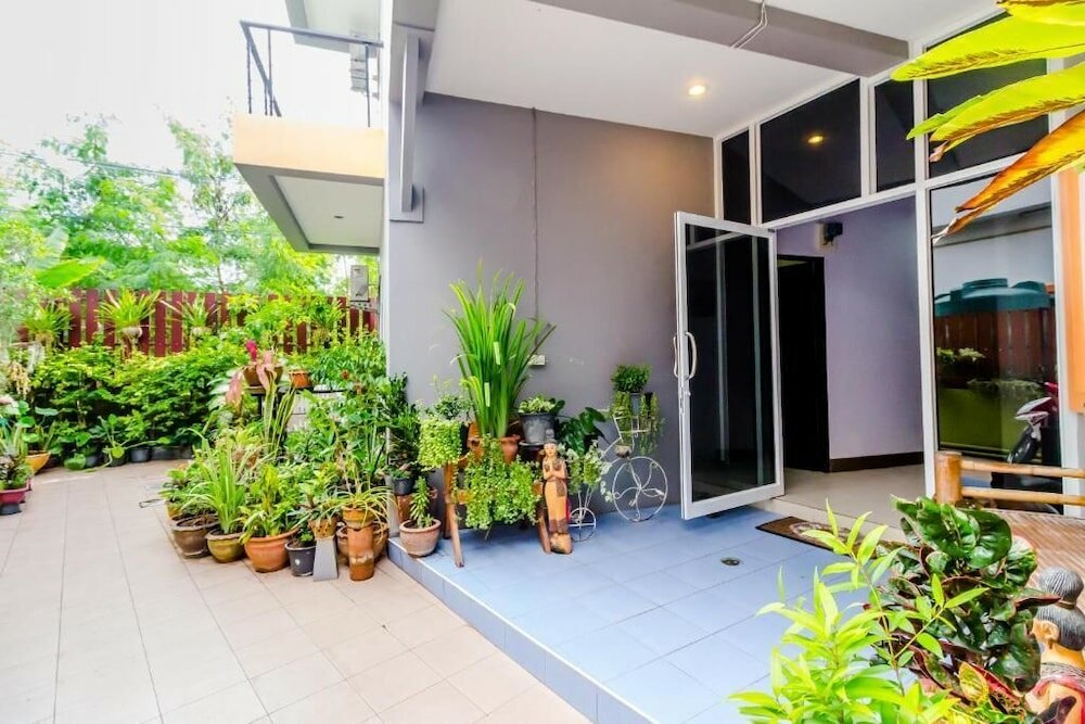 Фото Baan Yuyen Karon Guesthouse