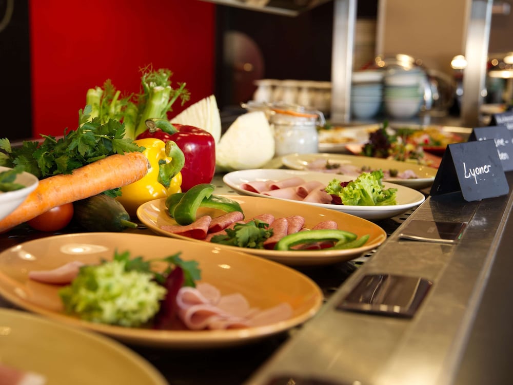 Фото Ibis Köln Messe