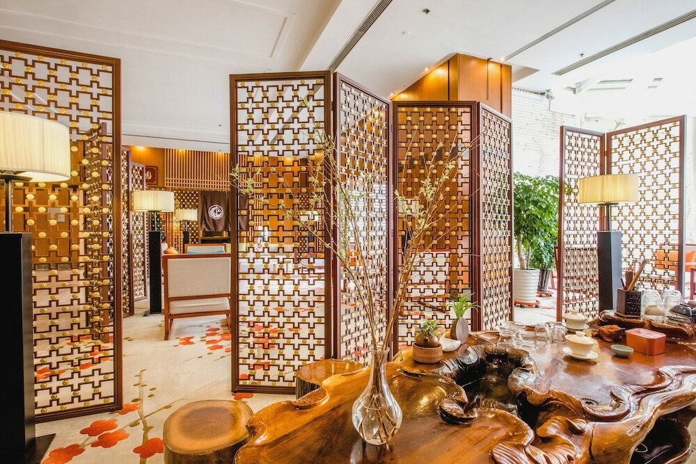 Фото Ruishi Hotel Dalian