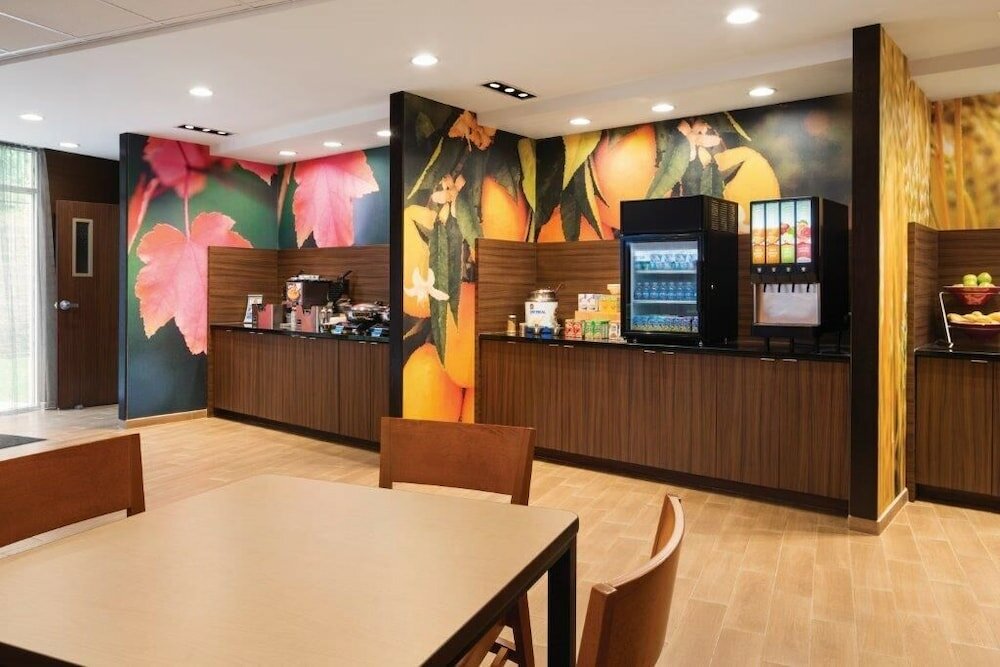 Фото Fairfield Inn & Suites Athens