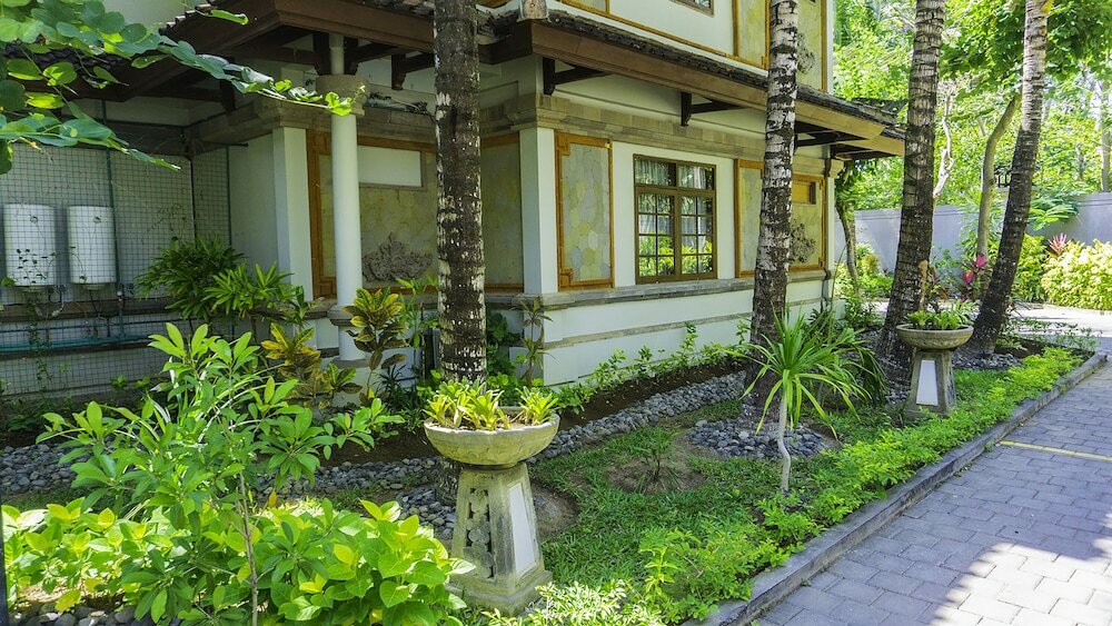 Фото Grand Whiz Hotel Nusa Dua Bali