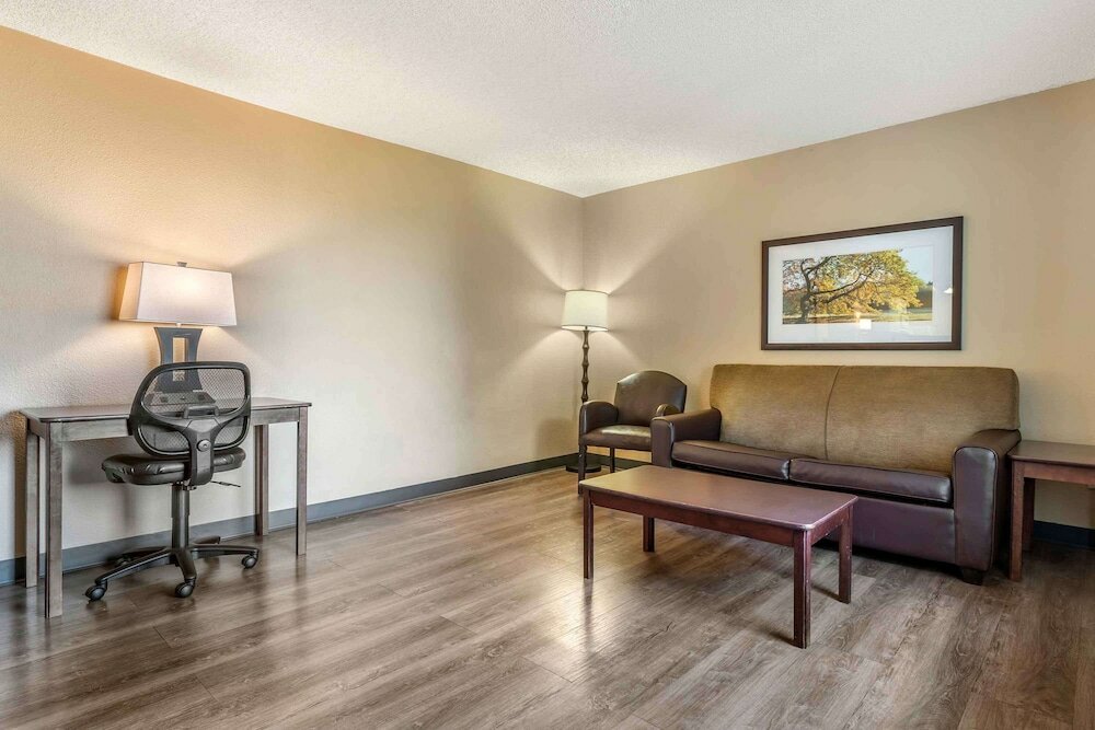 Фото Extended Stay America Suites Sacramento West Sacramento