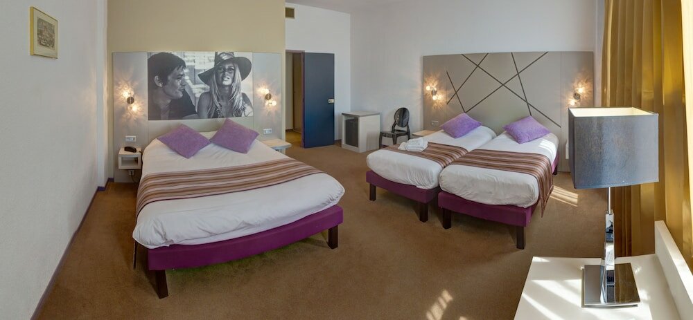 Фото Hôtel Arles Plaza