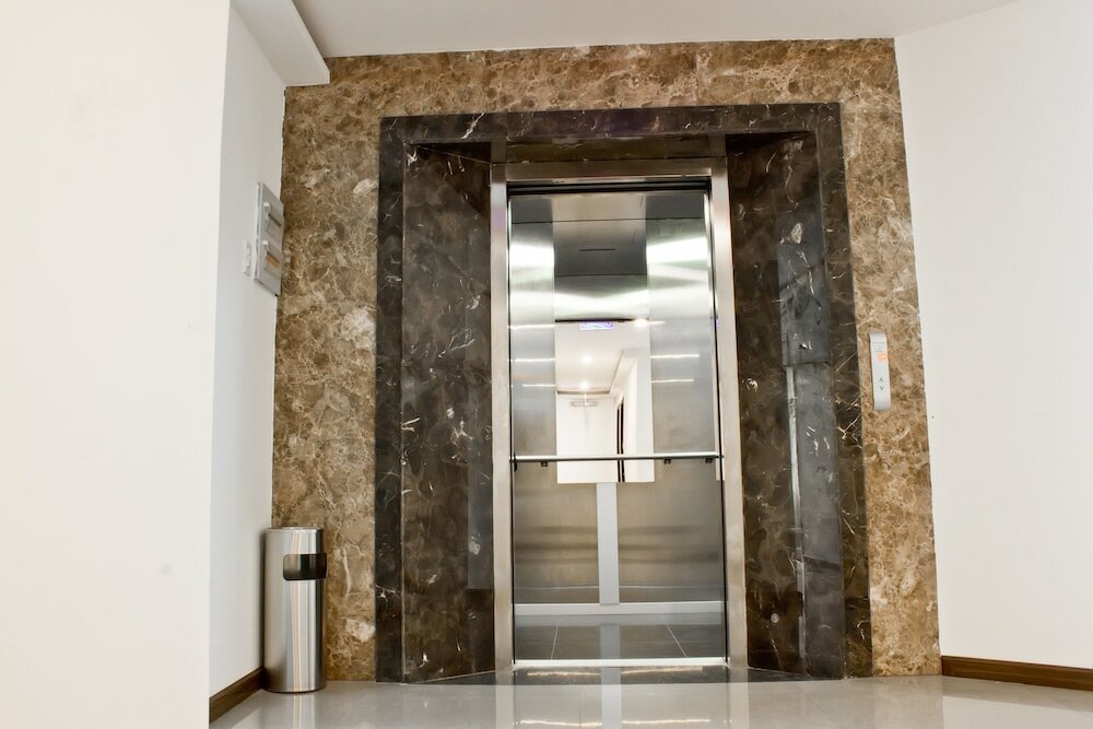 Фото International Hotel