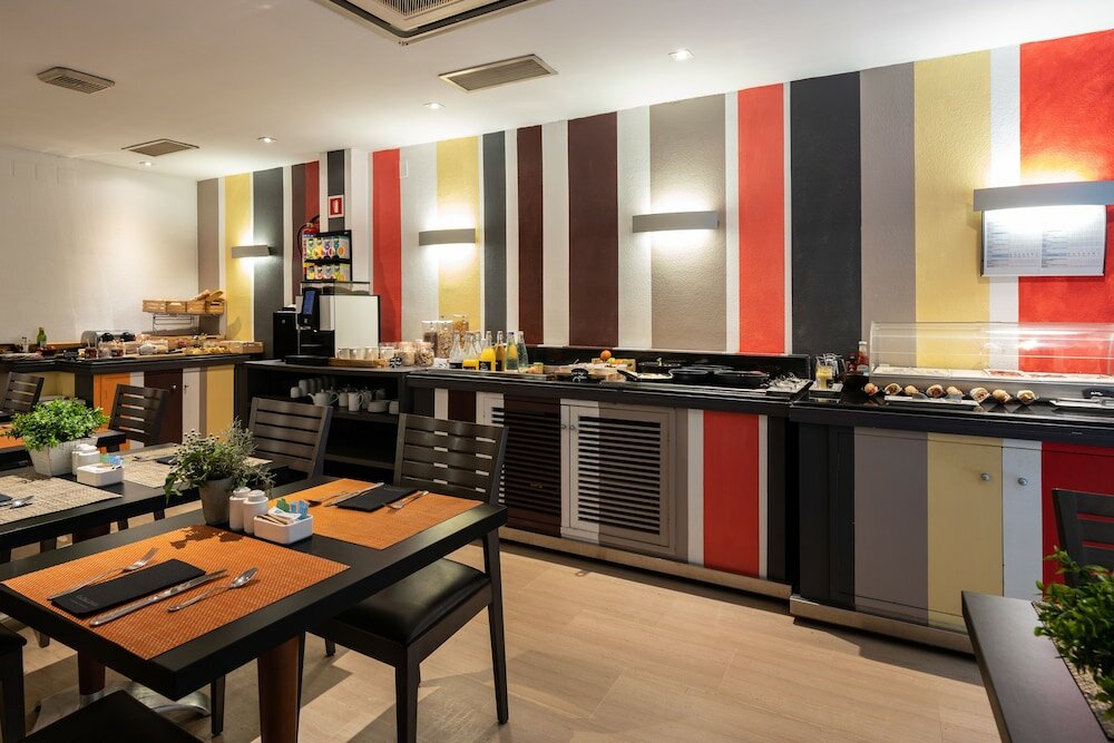 Фото Отель Catalonia Roma