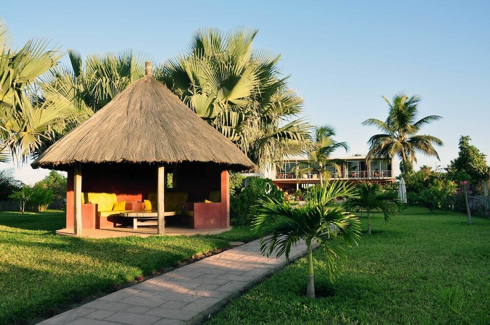 Фото Leo's Beach Hotel & Restaurant - Adults Only