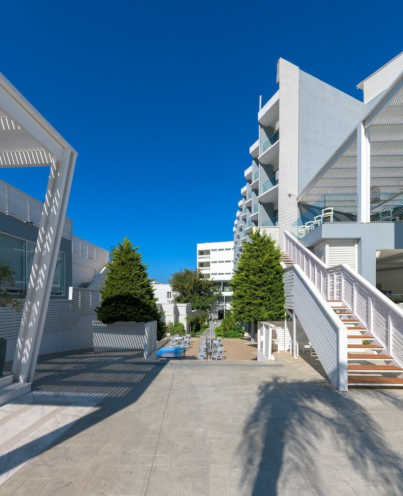 Фото Oceanis Park Hotel