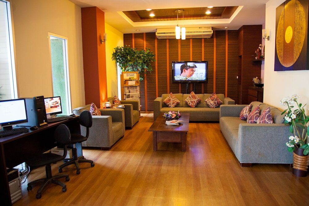 Фото Happyland Mansion