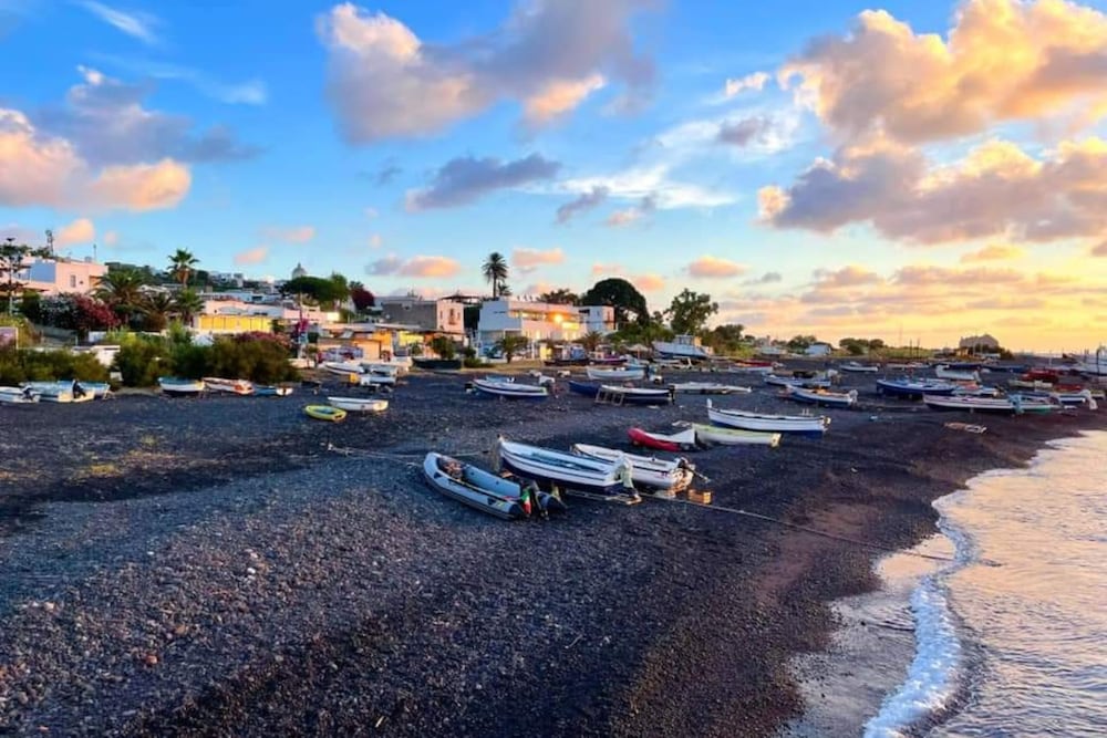 Фото Hotel Ossidiana Stromboli Center