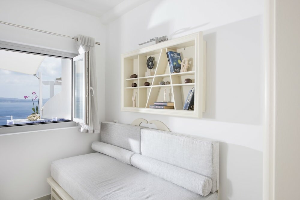 Фото Ambition Suites