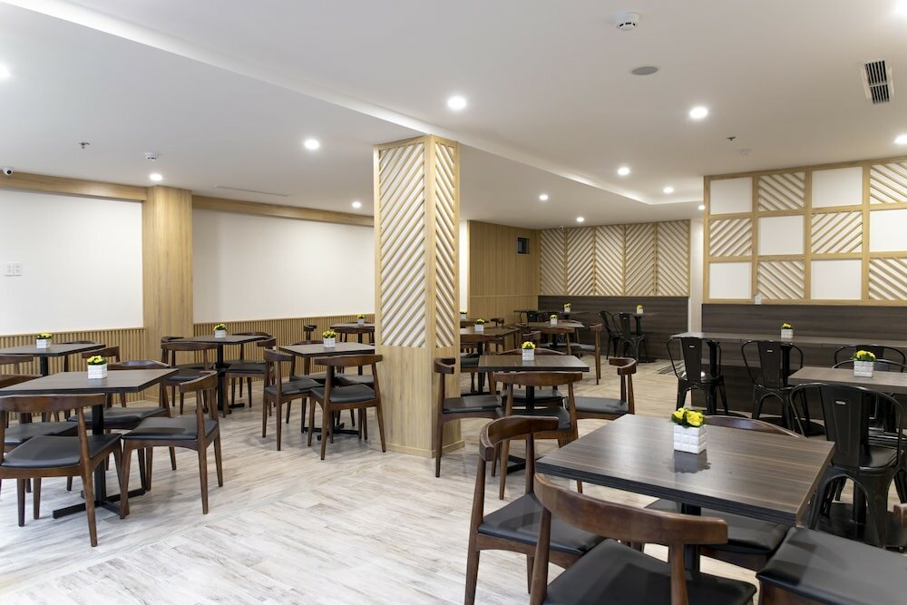 Фото Seven Seas Hotel and Apartment