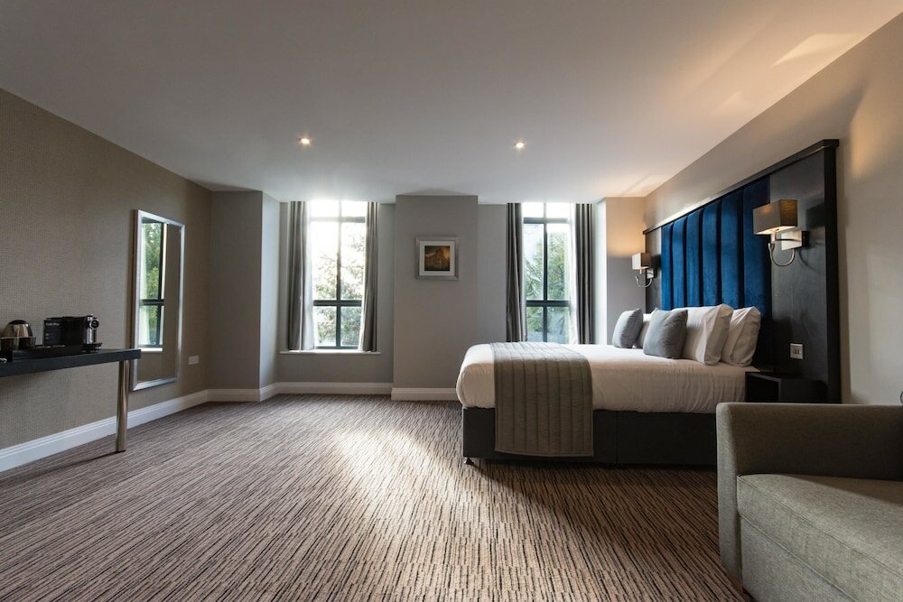 Фото St Nicholas Hotel