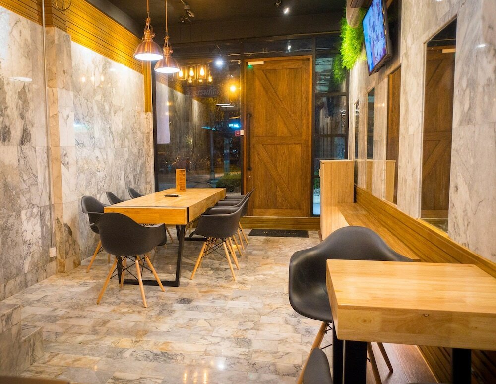 Фото Comfy Bed Hostel - Adults Only