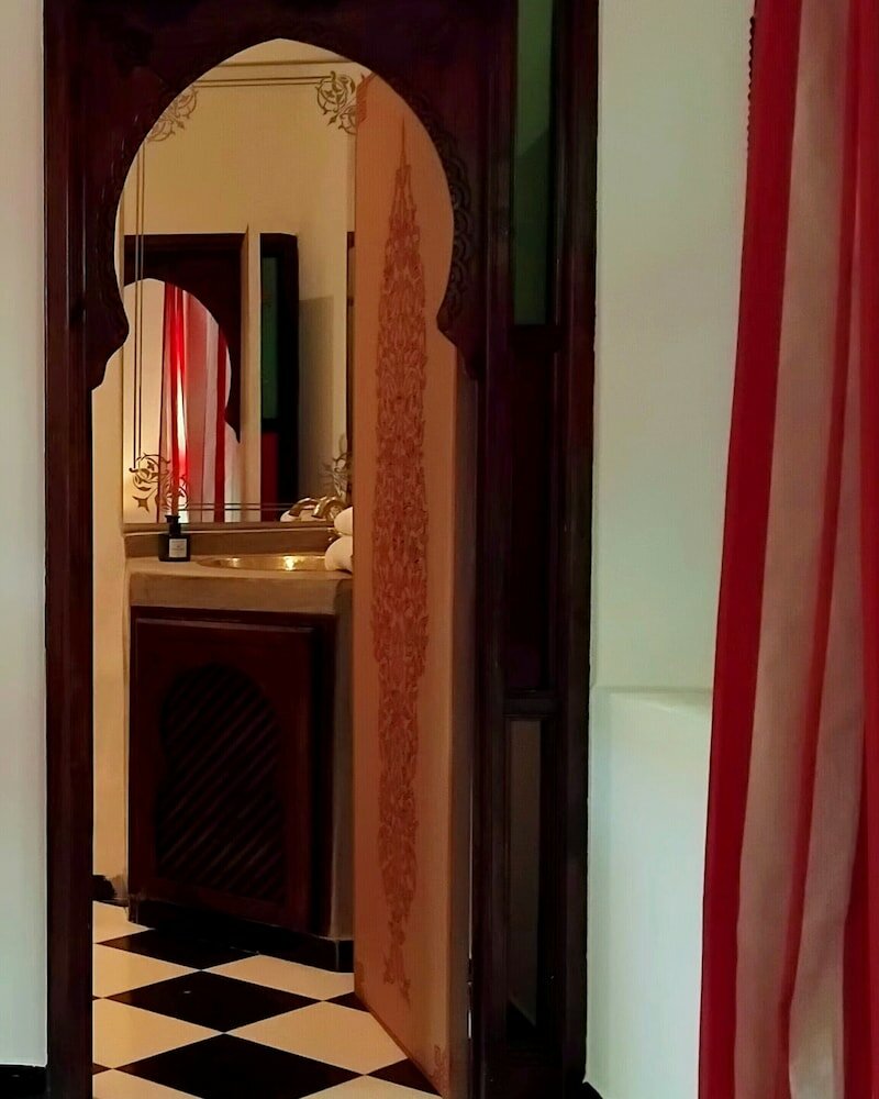 Фото Riad Yakimour