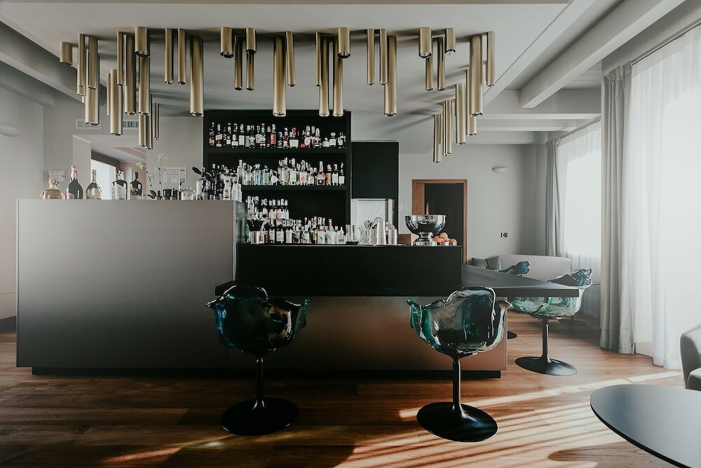 Фото Bacã Suites Restaurant & Bar