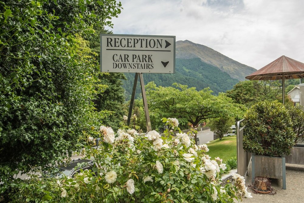 Фото Coronation Lodge