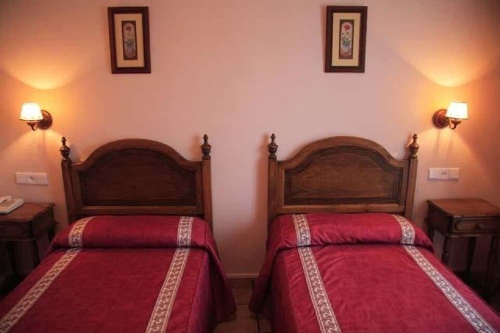 Фото Hotel Patri