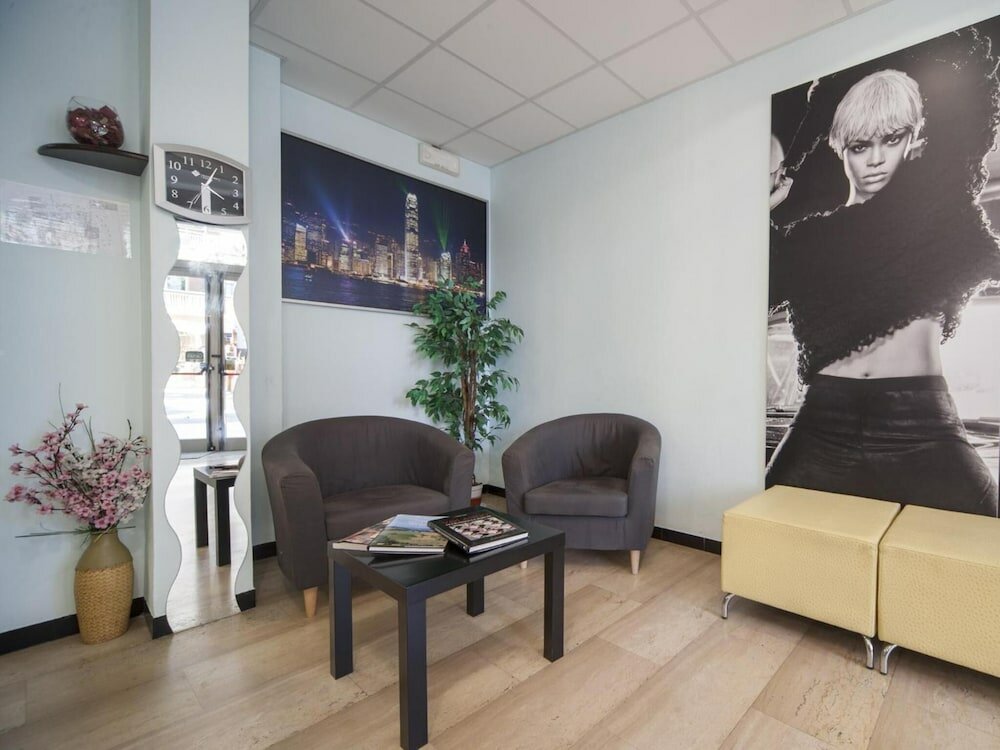 Фото Hotel Colombo