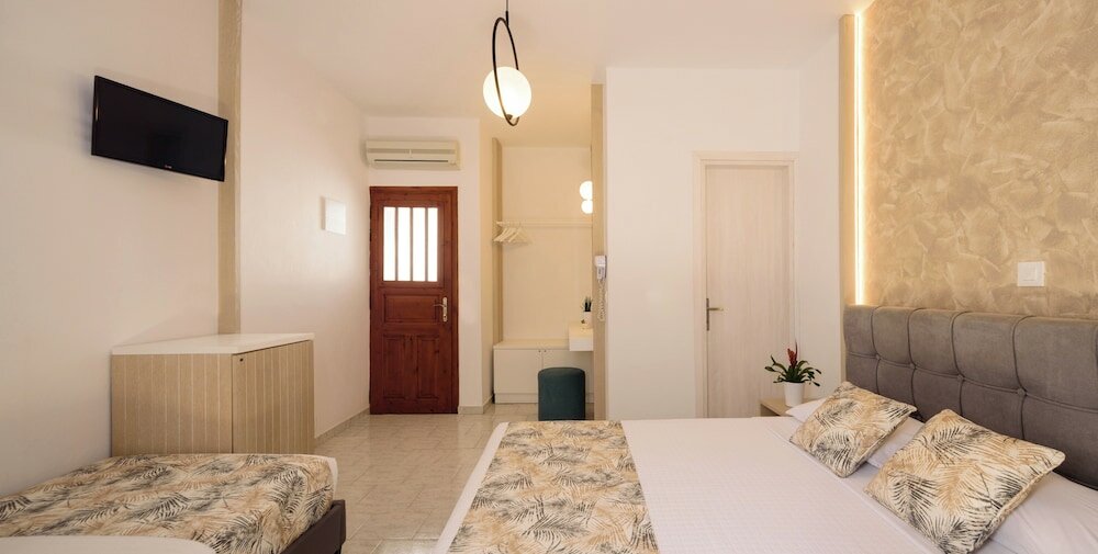 Фото Petros Villa