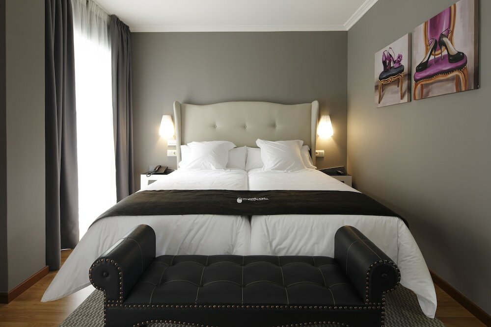 Фото Capitol Boutique Hotel