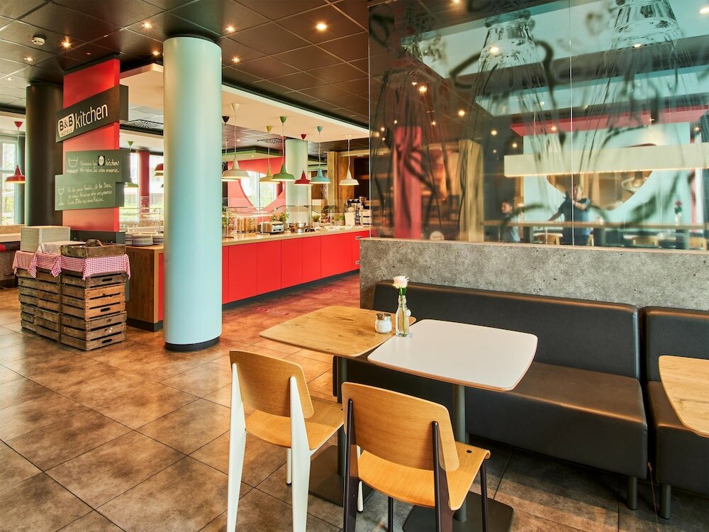 Фото B&b Hotel Frankfurt-Messe