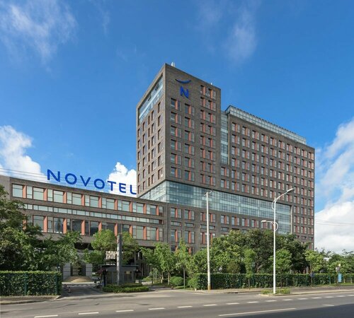 Гостиница Novotel Shanghai Clover в Шанхае