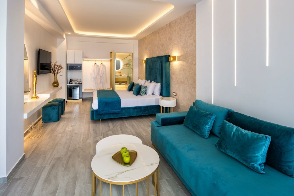 Фото Aura Suites