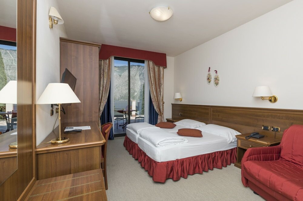 Фото Hotel Oasi Beach