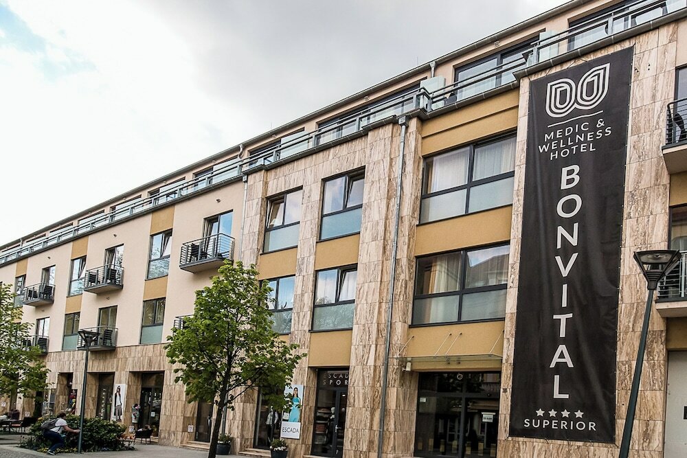 Фото Bonvital Wellness & Gastro Hotel 