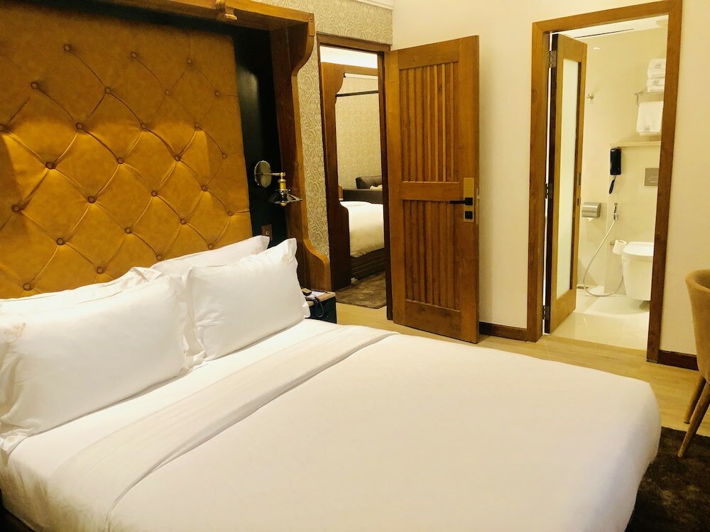 Фото The Radh Hotel