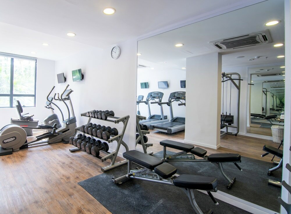 Фото Holiday Inn Express & Suites Johor Bahru