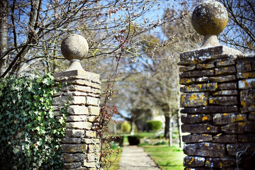 Фото Stanton Manor Hotel