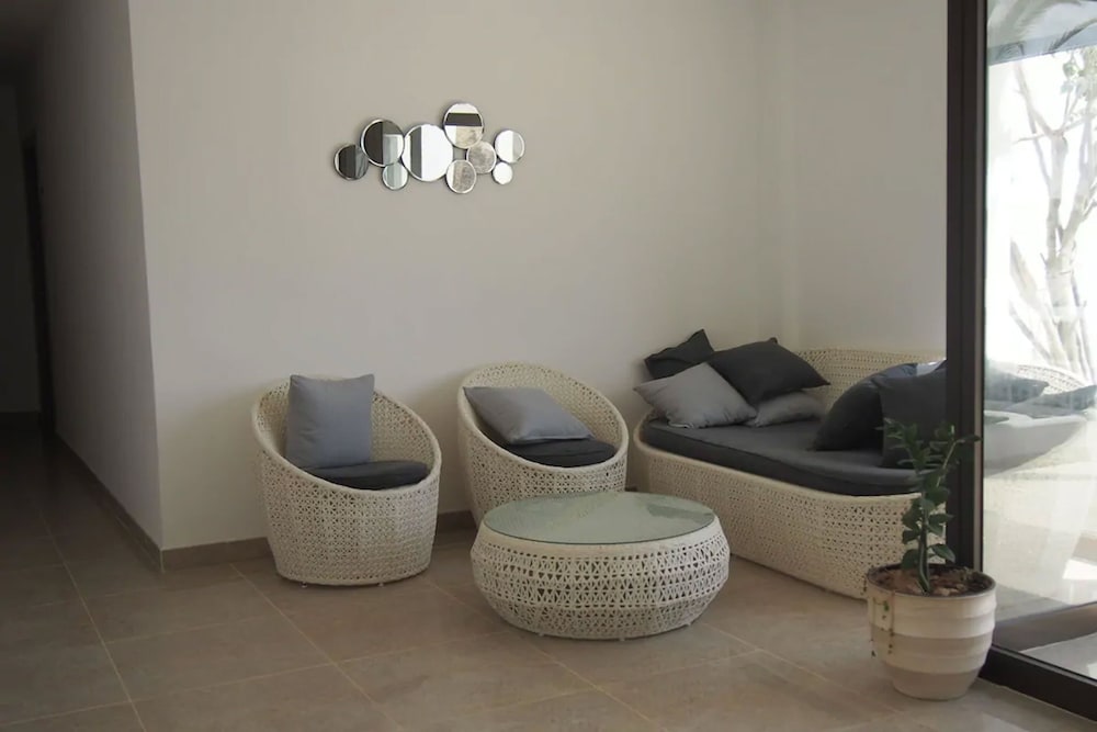 Фото Hotel Roca Bella