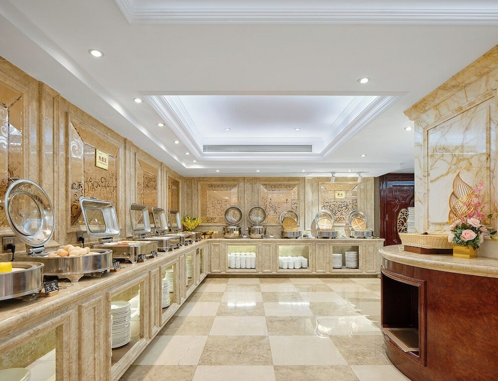 Фото Yueda Financial City International