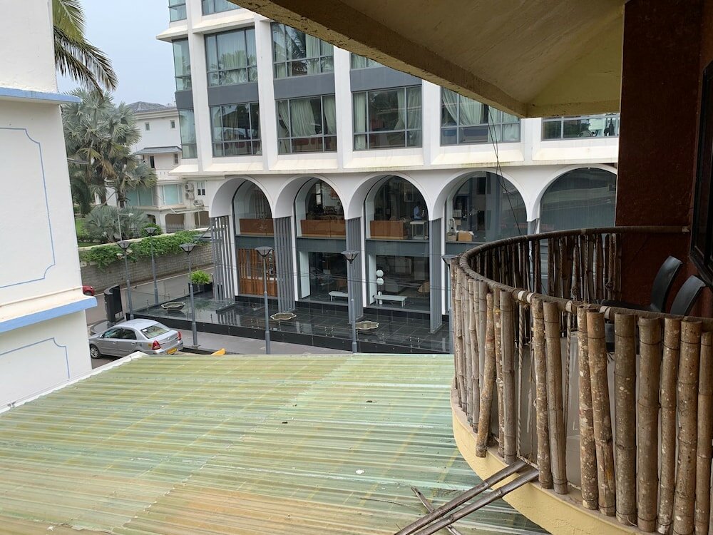 Фото Hotel Miramar, Miramar Beach, Goa