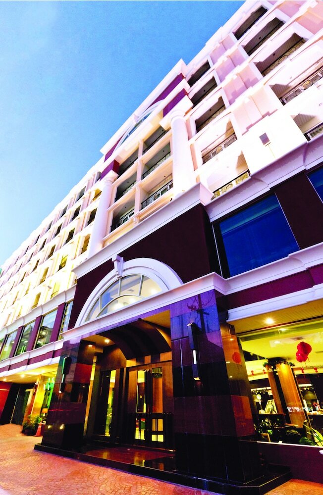 Фото Intimate Hotel Pattaya
