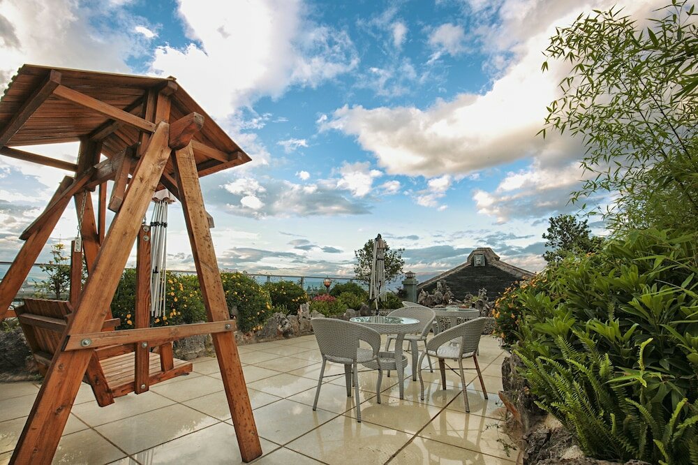 Фото China Old Story Inns Dali Ancient Town