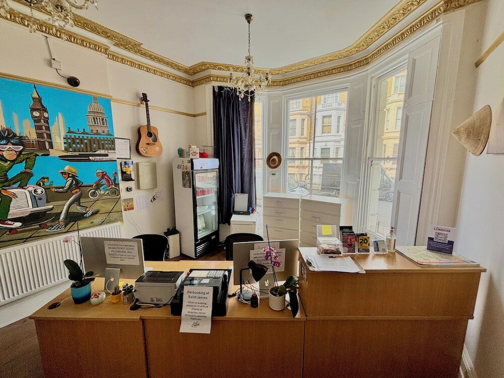 Фото Saint James Backpackers