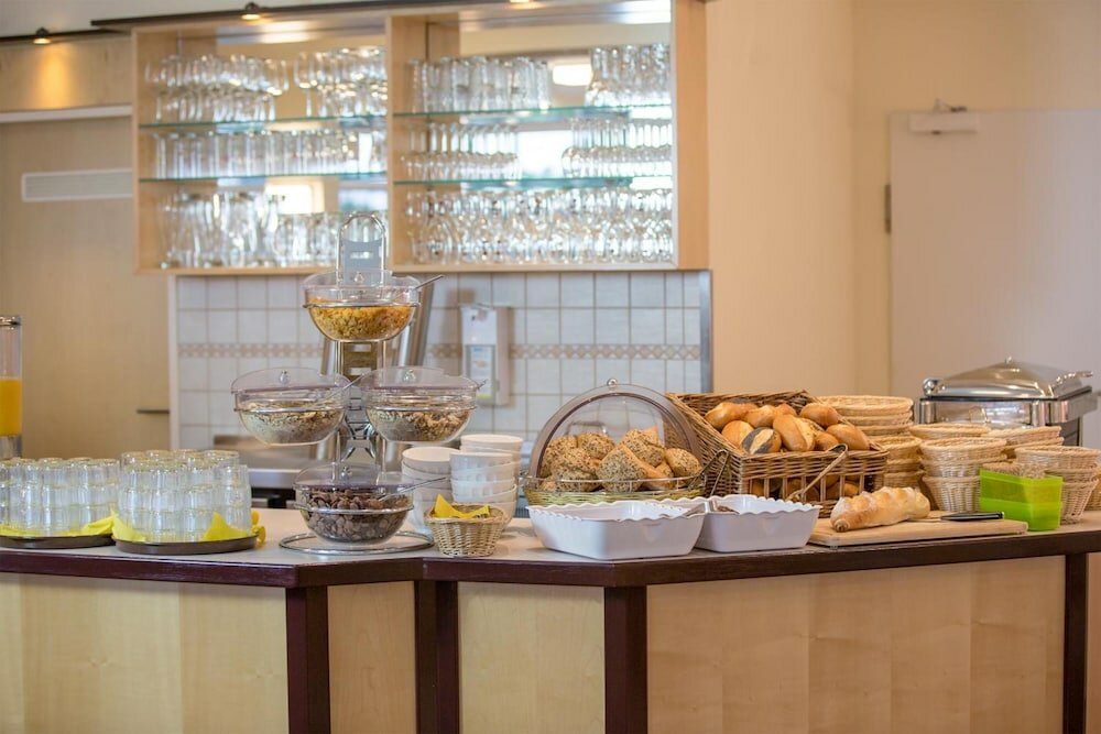 Фото Hotel Montana Limburg