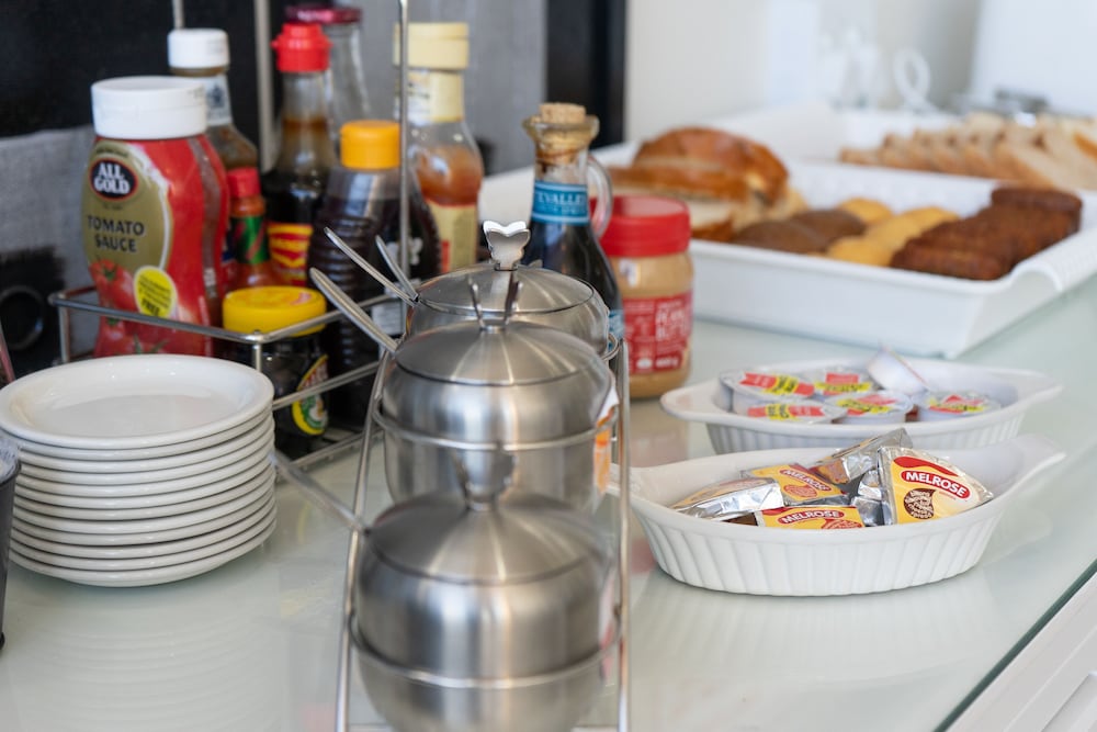 Фото Bar T Nique Guest House