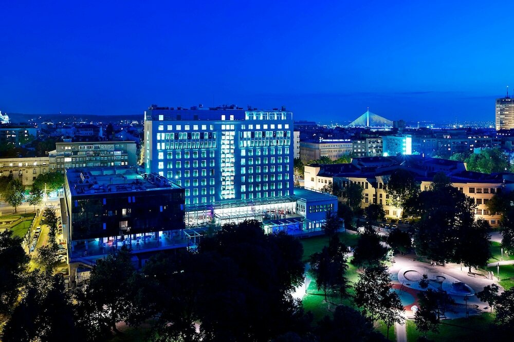 Фото отеля 2