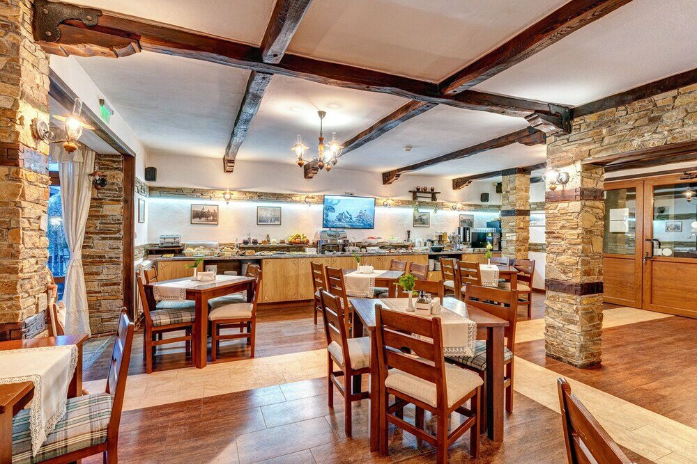 Фото Mountain Lake Hotel