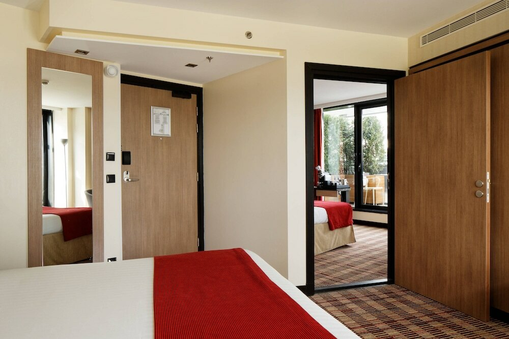 Фото Le Parchamp, Paris Boulogne, a Tribute Portfolio Hotel