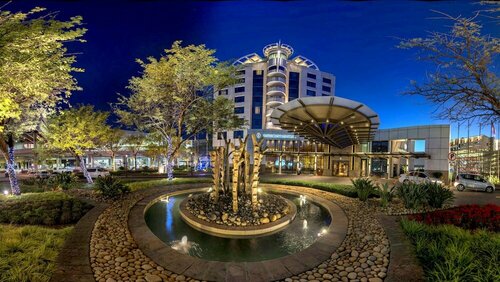 Внешний вид отеля Intercontinental O R Tambo Airport в Городе Метрополитенского Муниципалитете Экурхулени, фото 5