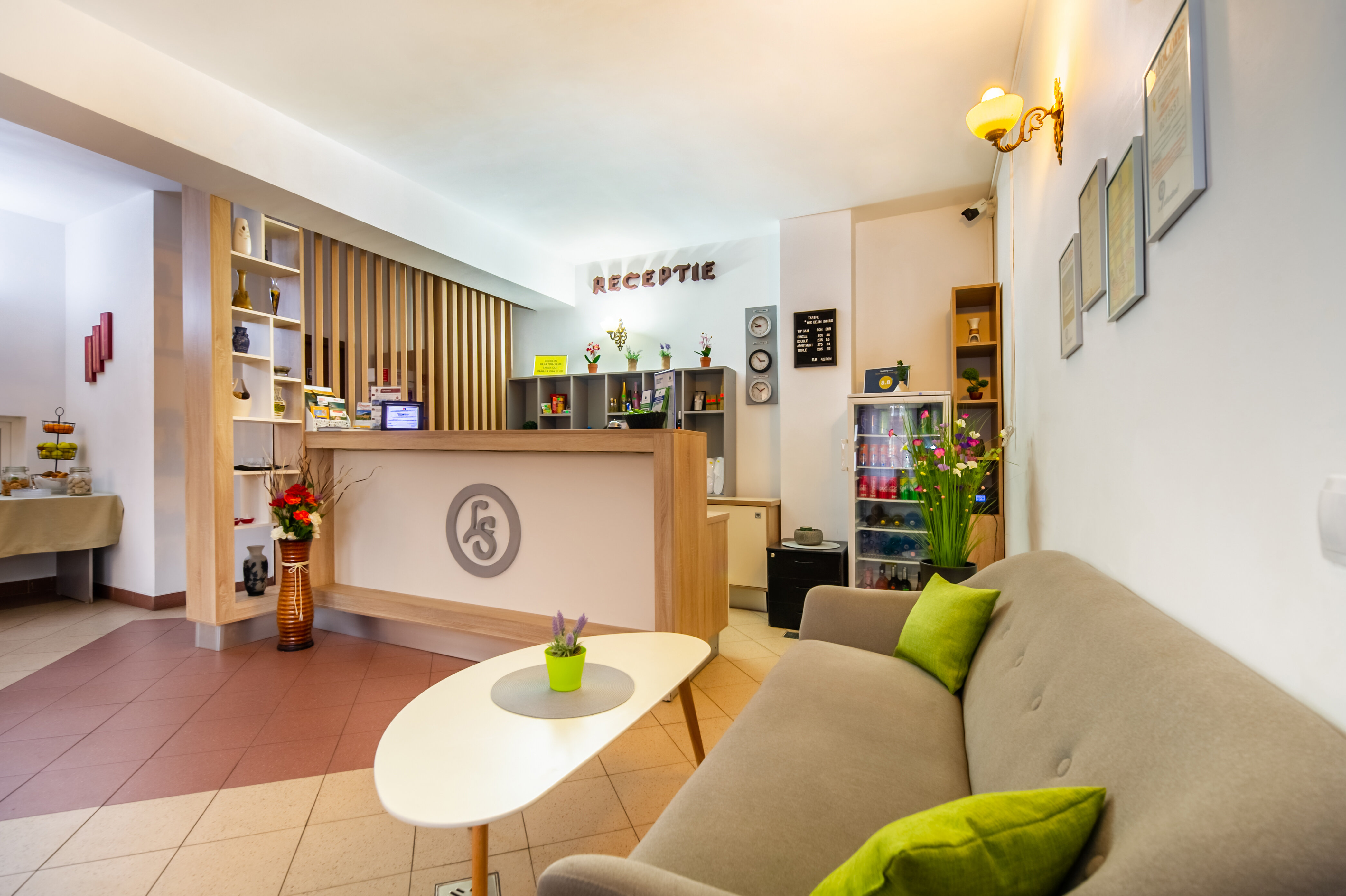 Фото Long Street Hotel