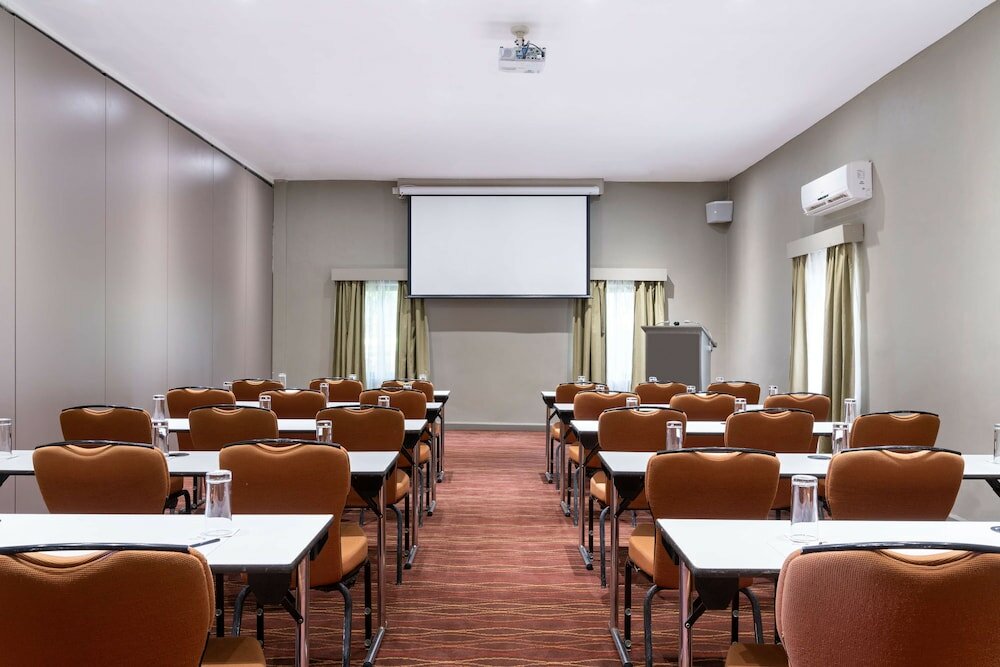 Фото Radisson Blu Mammy Yoko Hotel, Freetown