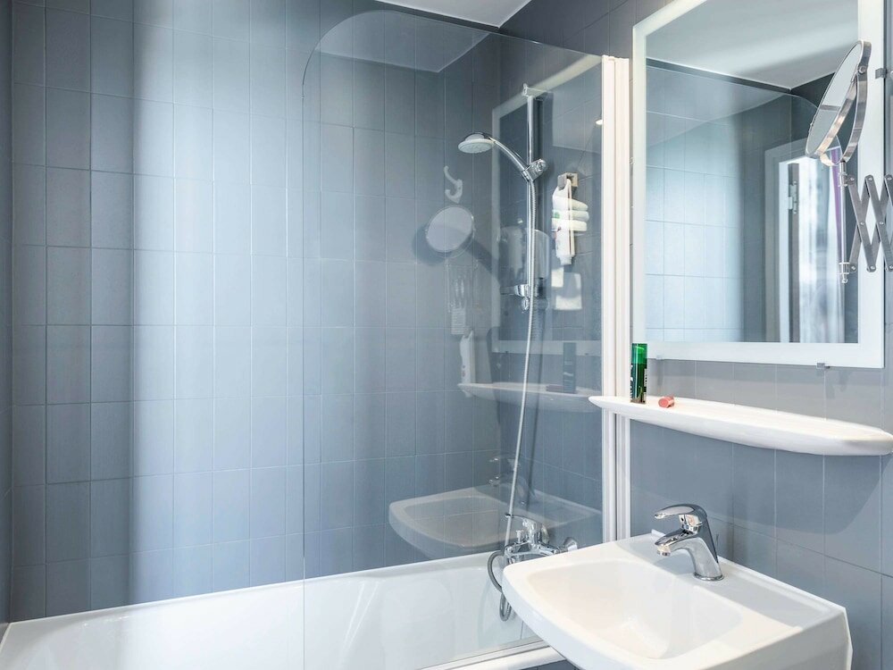 Фото Ibis Styles Asnières Centre