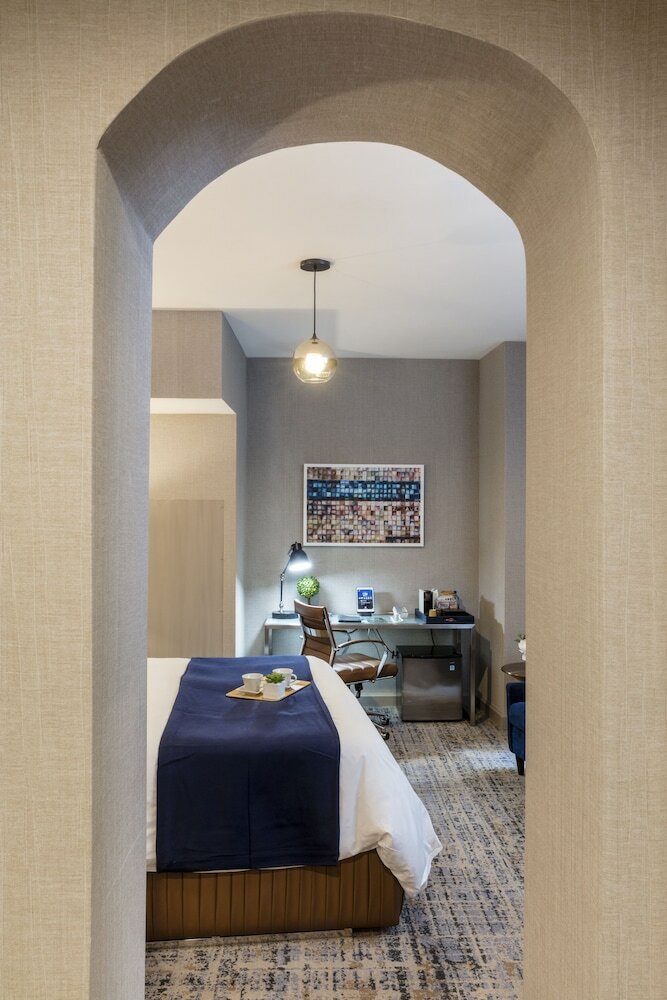 Фото The Artezen Hotel