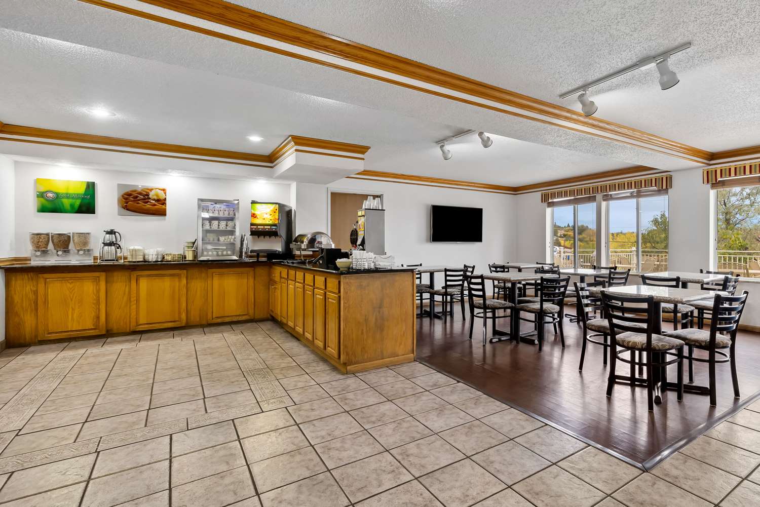 Фото Quality Inn near Monument Health Rapid City Hospital